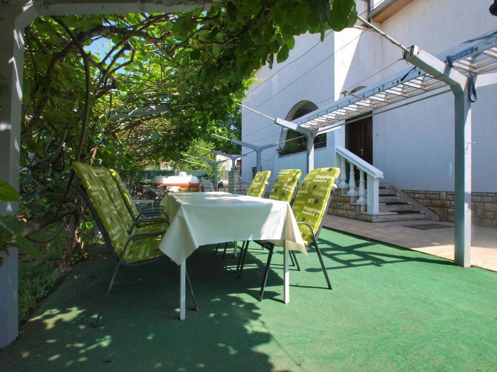 Apartment Tigo - 2 Bedrooms, 2 Bathrooms, Terrace And Big Garden Fažana Exterior foto